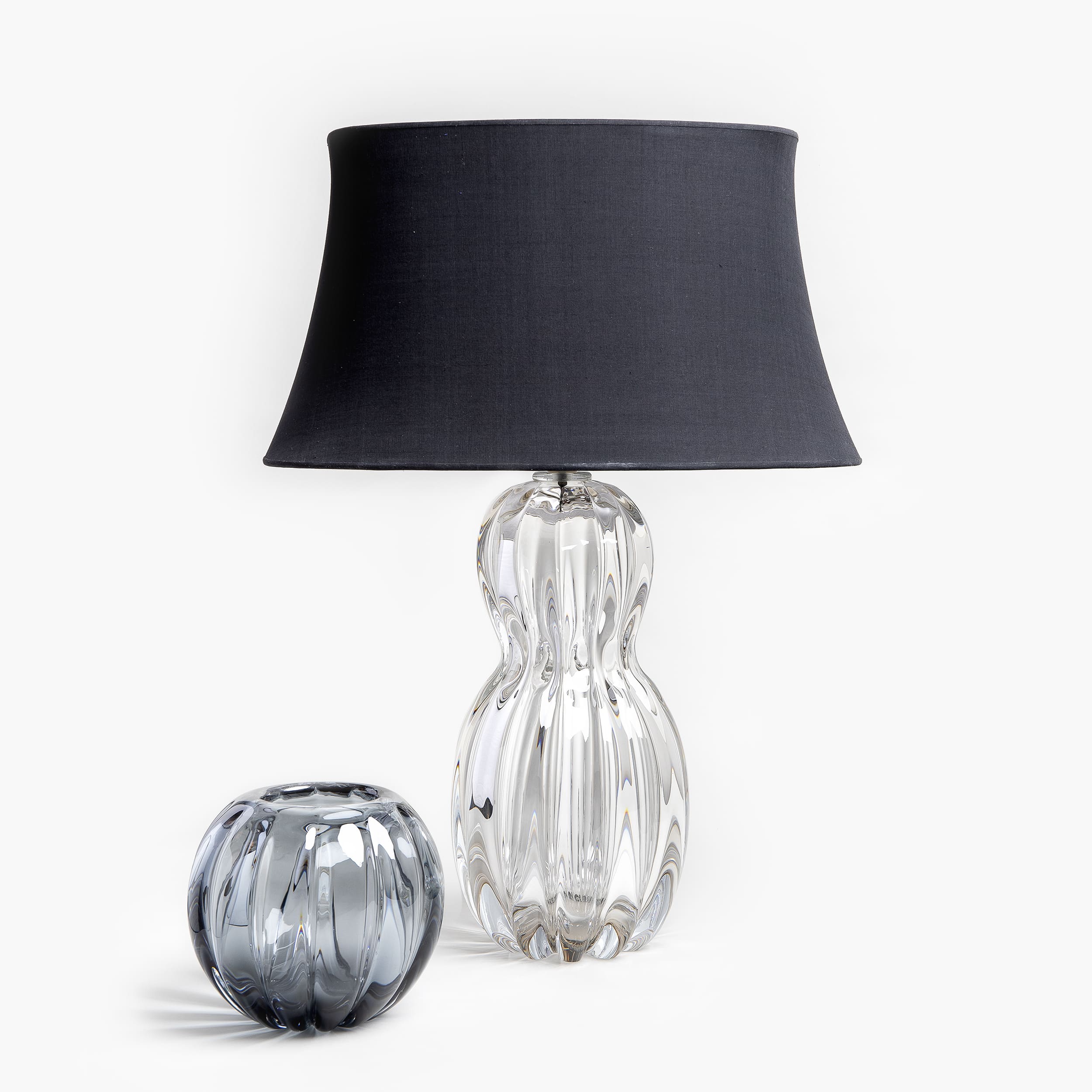 YALI HAVANA LAMP CLEAR WITH BLACK SHADE