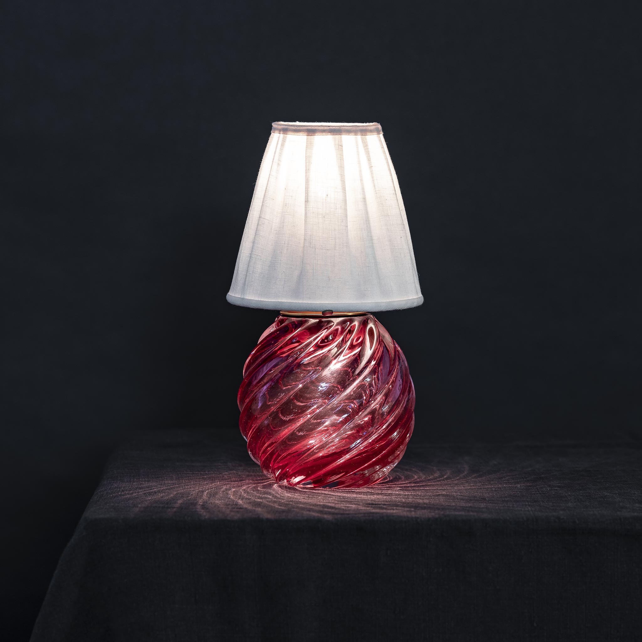 YALI LUCE TWIST LAMP RUBINO