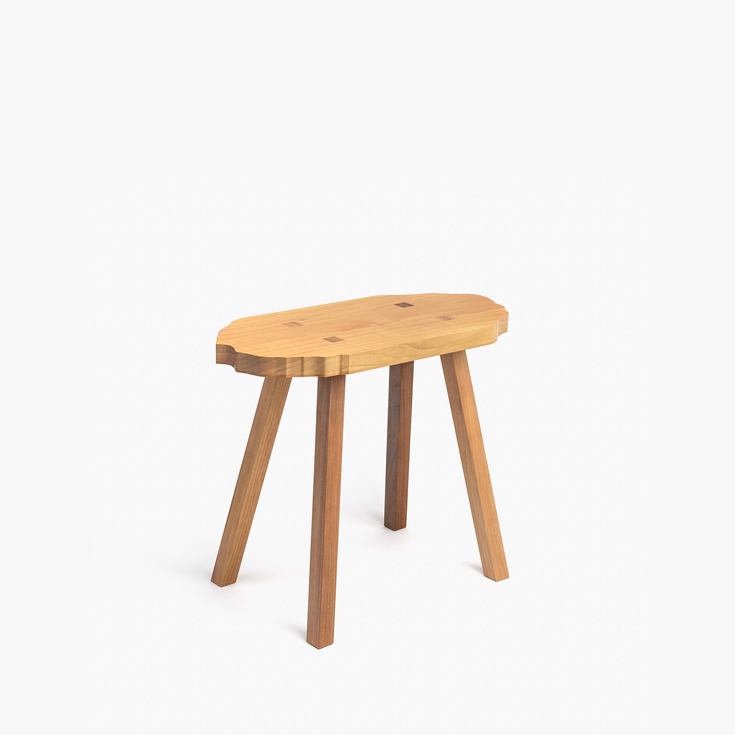 YALI MOUNTAIN STOOL