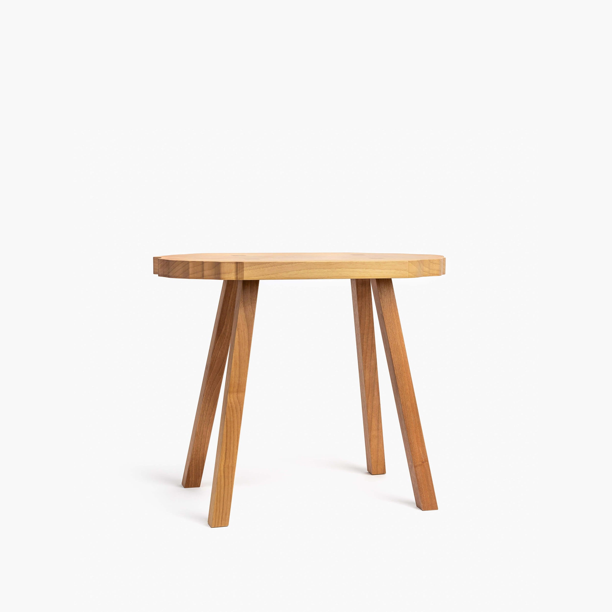 YALI MOUNTAIN STOOL