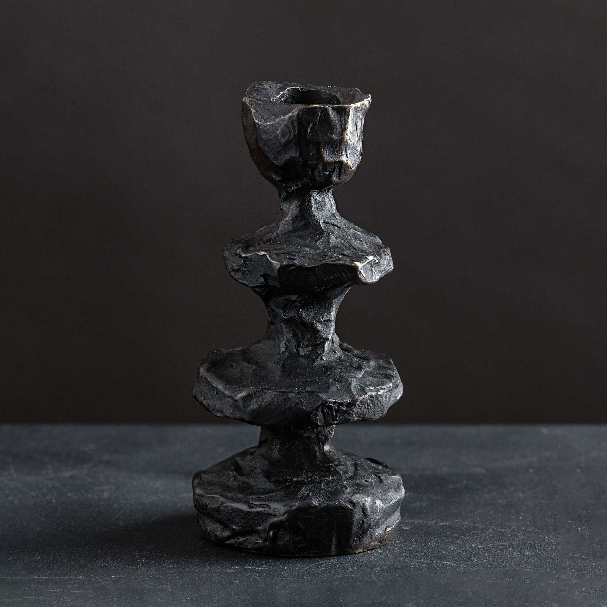 YALI FAMILY CANDLE STICK BLACK LARGE