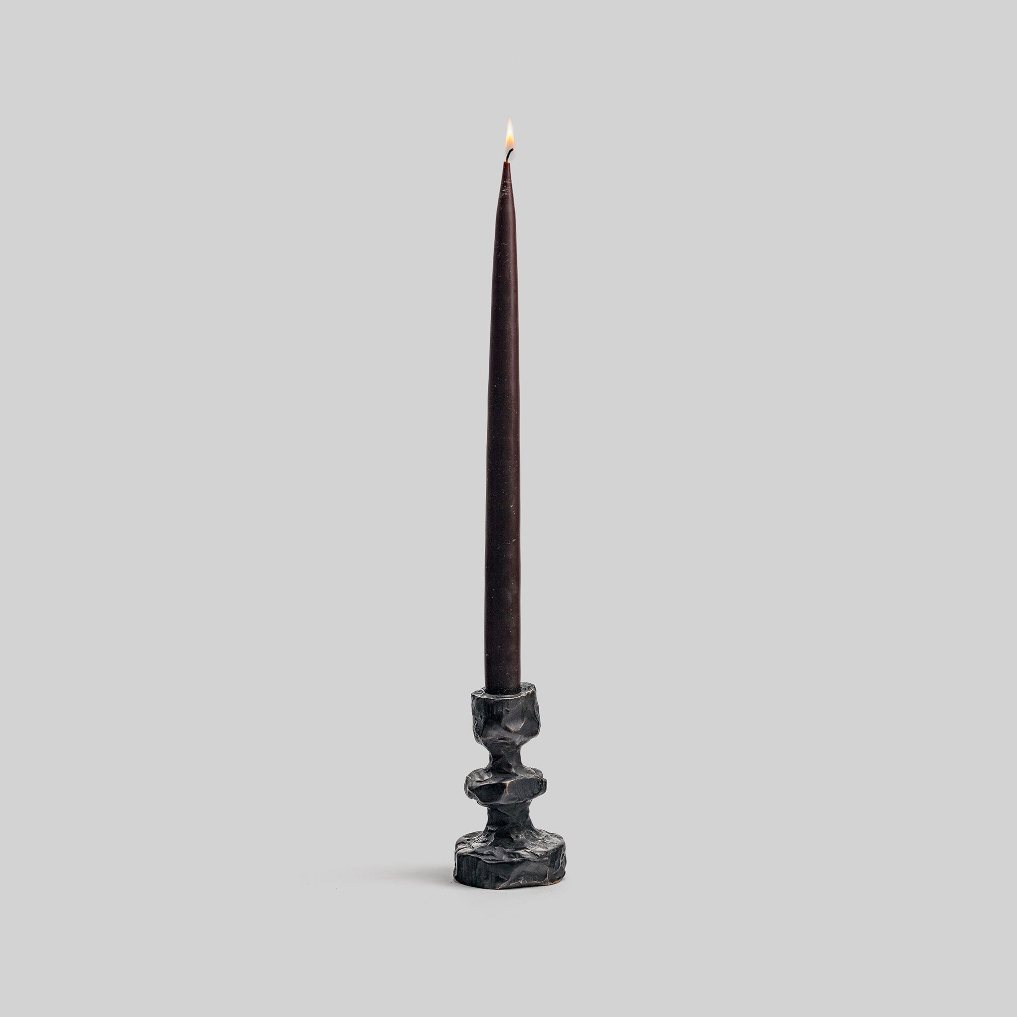 YALI FAMILY CANDLE STICK BLACK MEDIUM