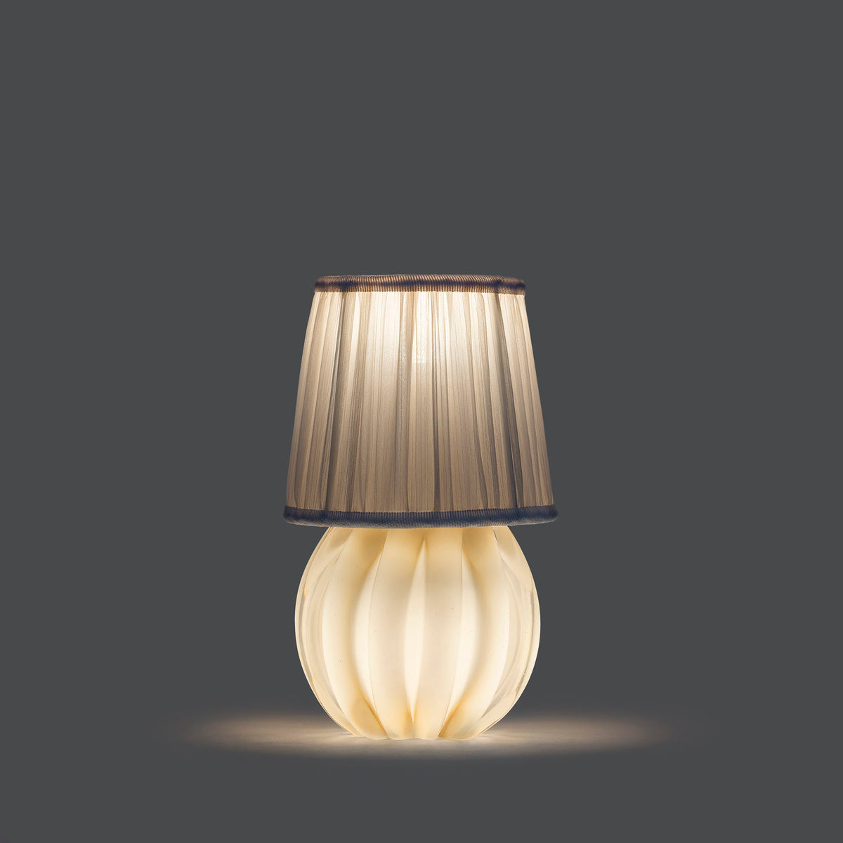 YALI HOLLYWOOD LAMP IVORY