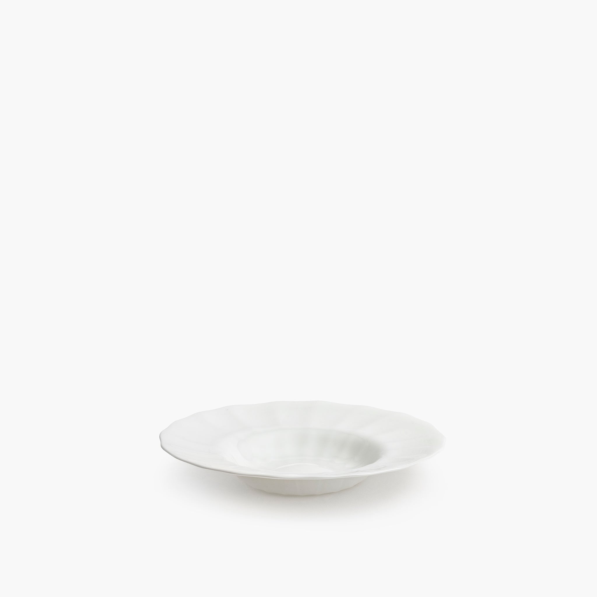 YALI LATTIMO FLUTED PLATE WHITE