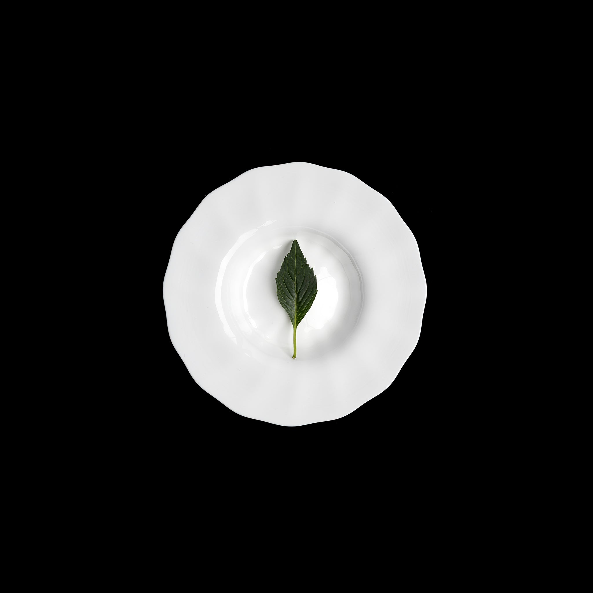 LATTIMO FLUTED PLATE