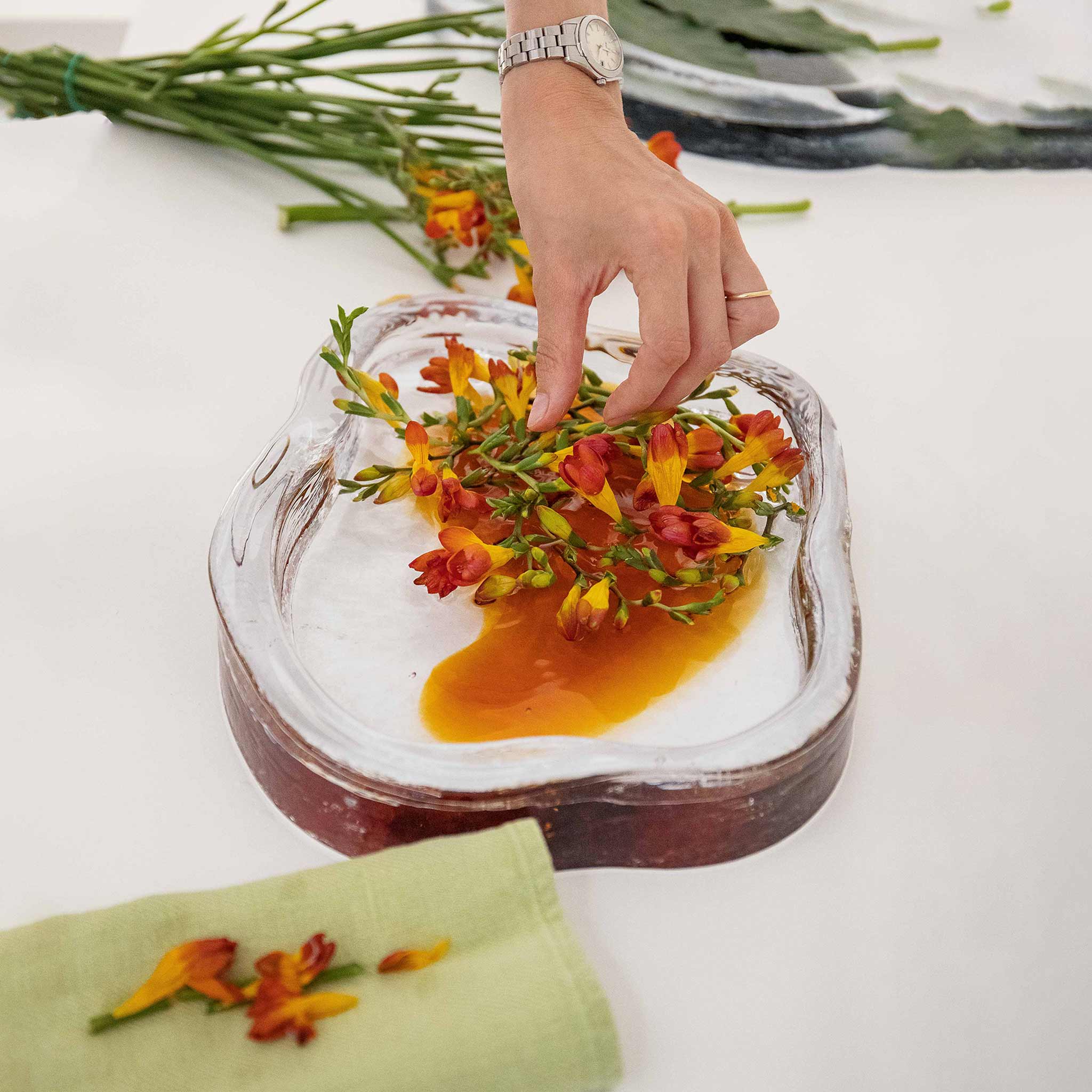 YALI MORIBANA CLEAR ORANGE MEDIUM